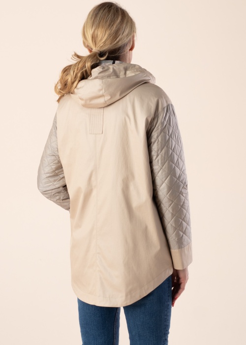 Saint Jacques pavasara-rudens virsjaka