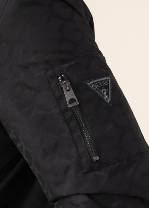 Куртки-бомберы Guess