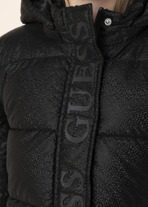 Зимнее пальто Guess