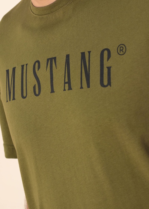 Футболка Mustang