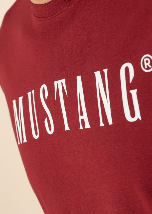 Футболка Mustang