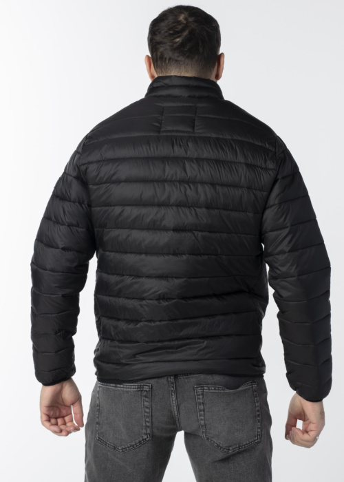 Jack & Jones pavasara-rudens virsjaka Cave