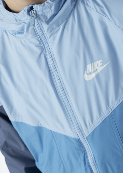 Весенне-осенняя куртка Nike