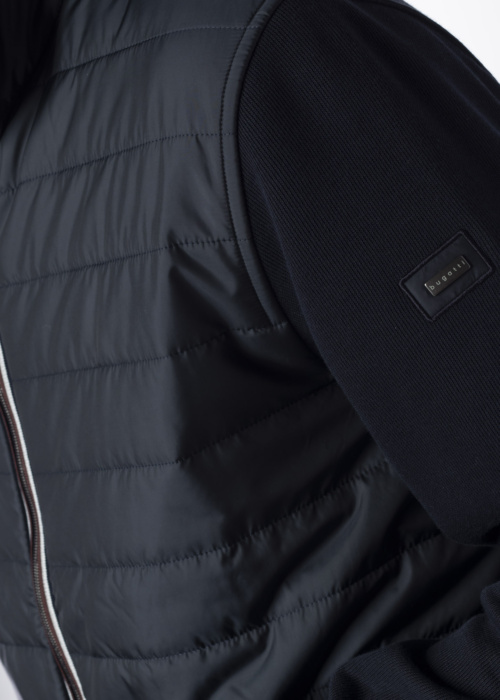 Bugatti pavasara-rudens virsjaka