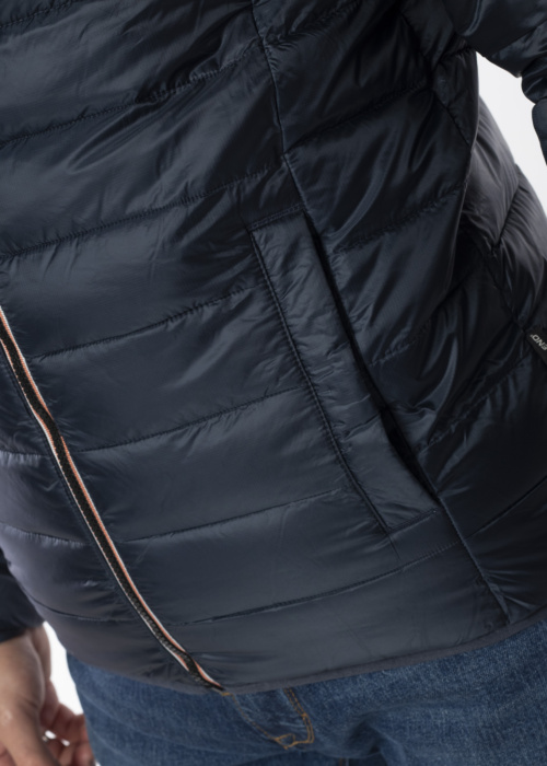 Blend pavasara-rudens virsjaka Bromsey