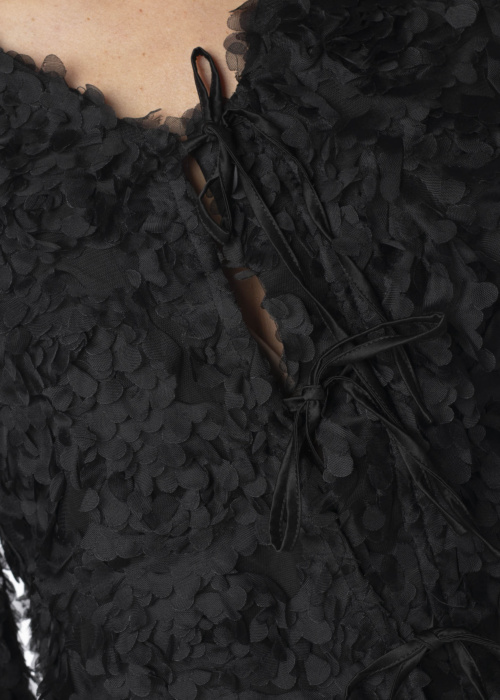 b.young jaka Rosalinda