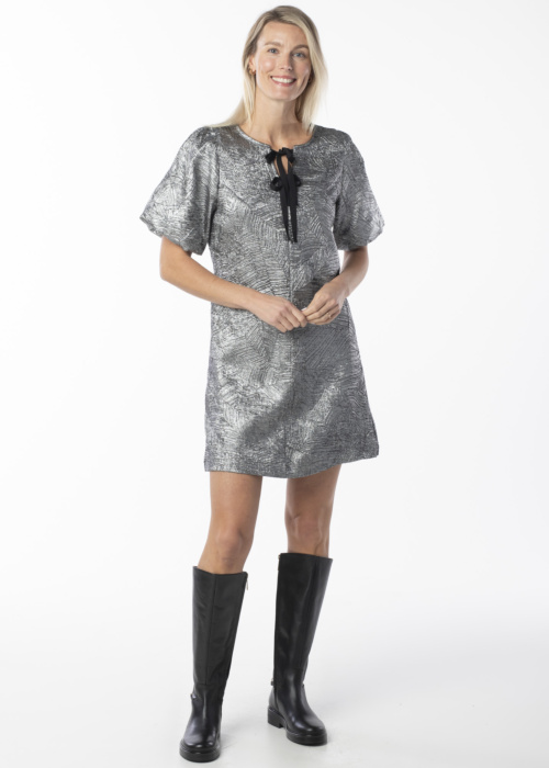 b.young kleita Detona