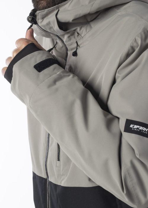 Зимняя спортивная куртка Chester Icepeak