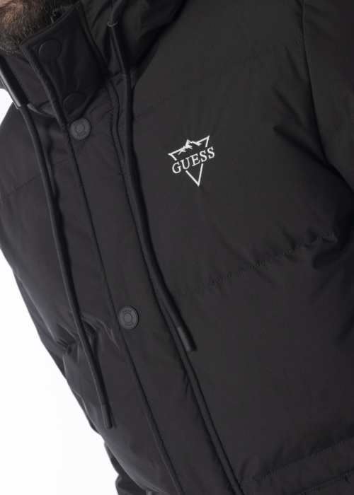 Guess Ziemas virsjaka Apres