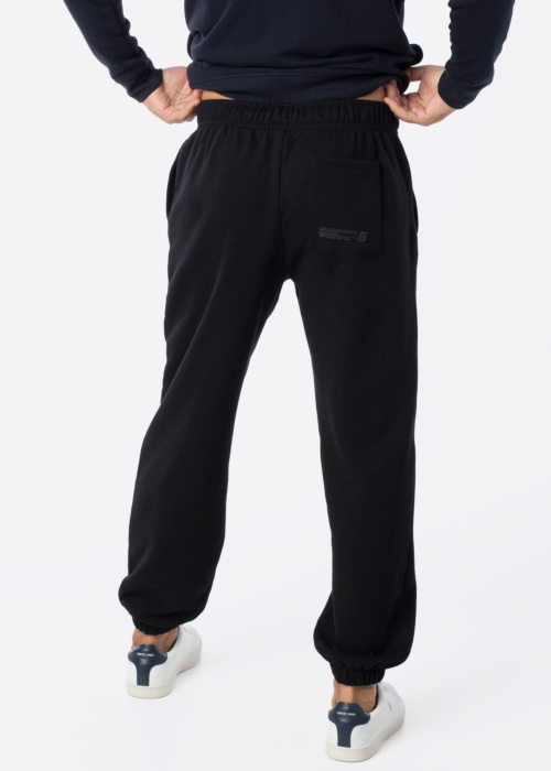 Guess sporta bikses Emis