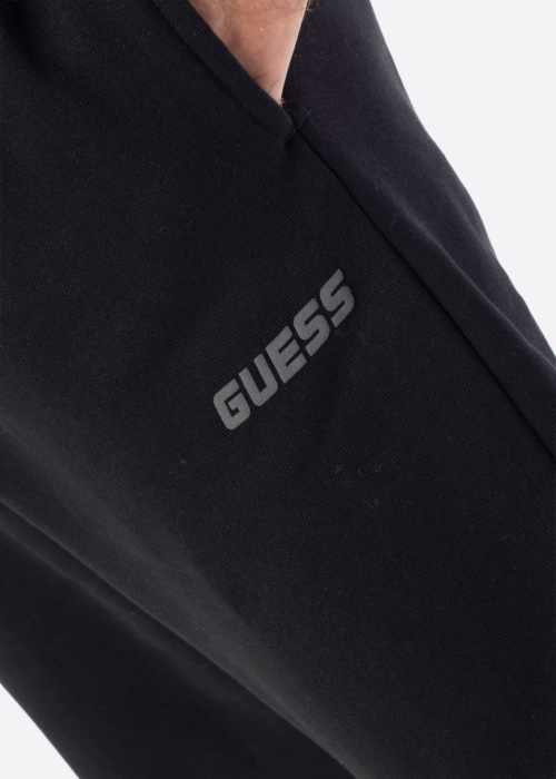 Guess sporta bikses Emis