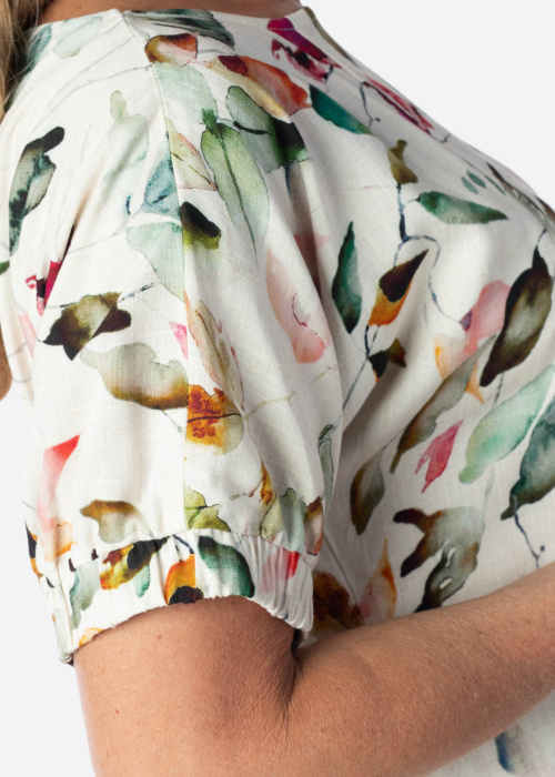 Hansmark kleita Hesti