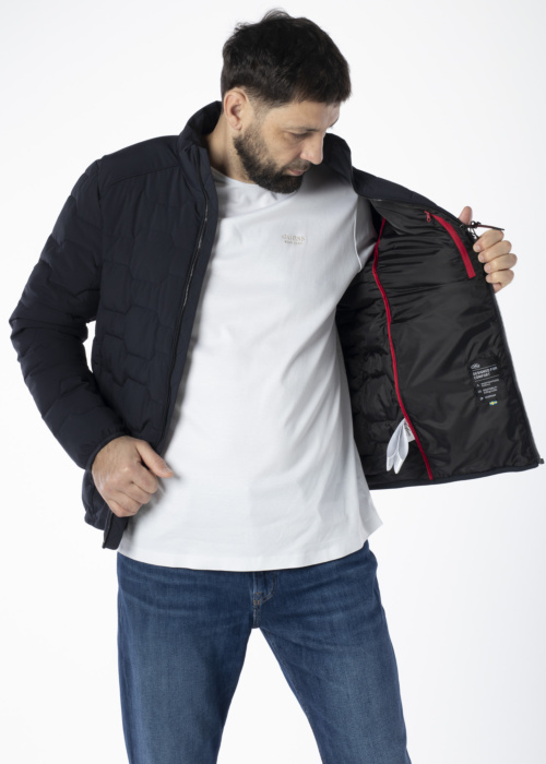 Five Seasons pavasara-rudens virsjaka Nicolas