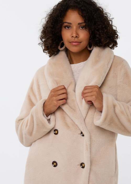 Пальто EsQualo