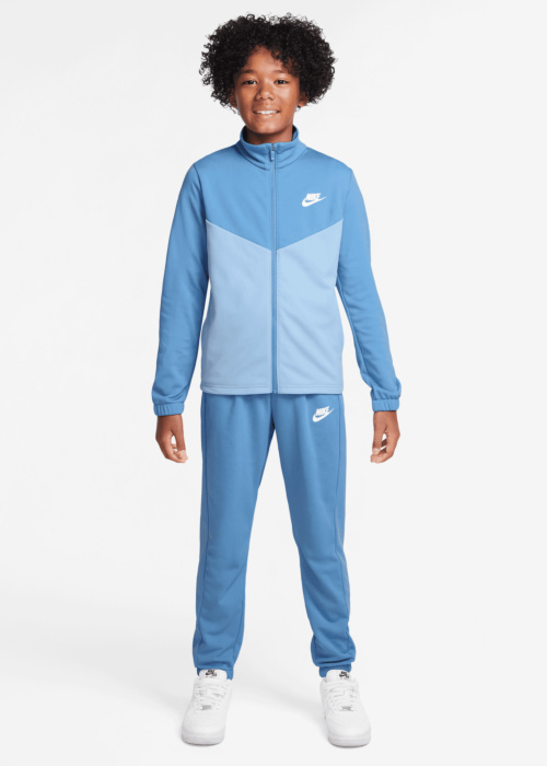 Спортивный комплект Nike