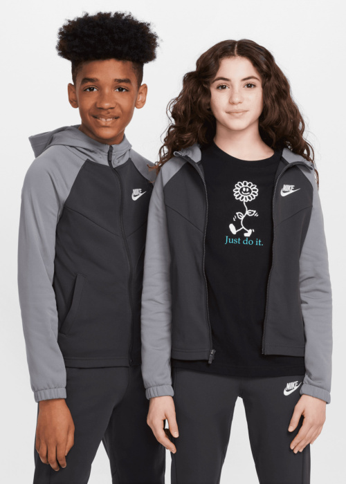 Спортивный комплект Nike