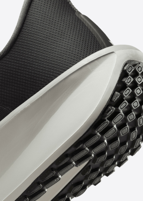 Nike apavi skriešanai Quest 6