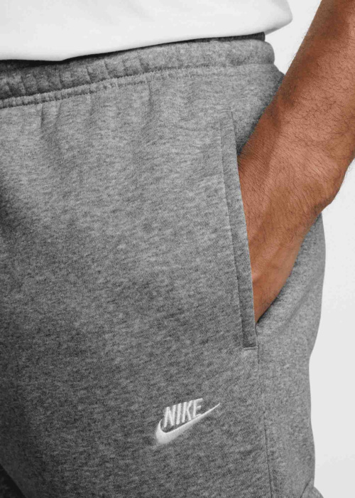 Спортивные штаны Nike