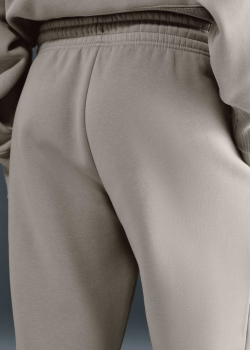 Спортивные штаны Nike