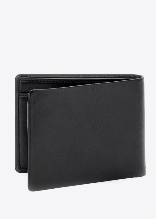 Guess naudas maks Boston kastītē