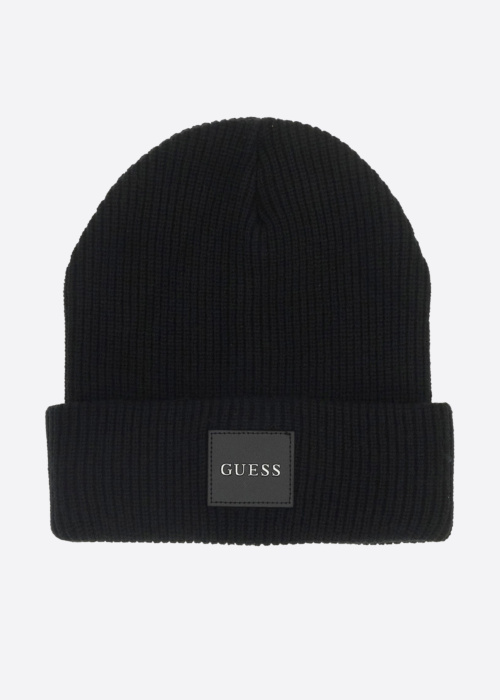 Зимняя шапка Guess