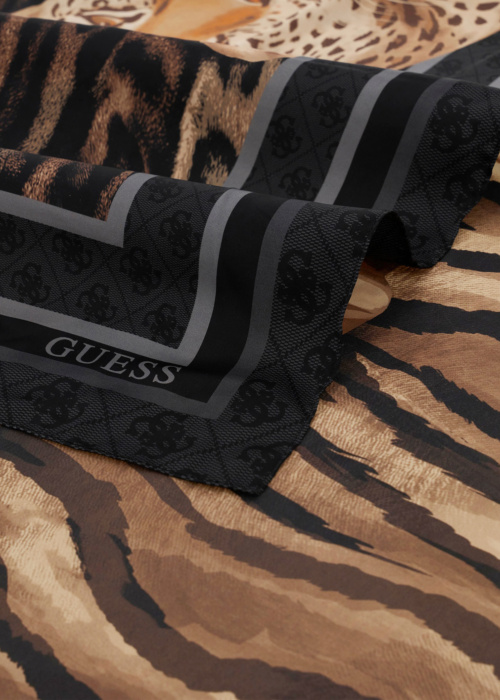 Шарф Guess
