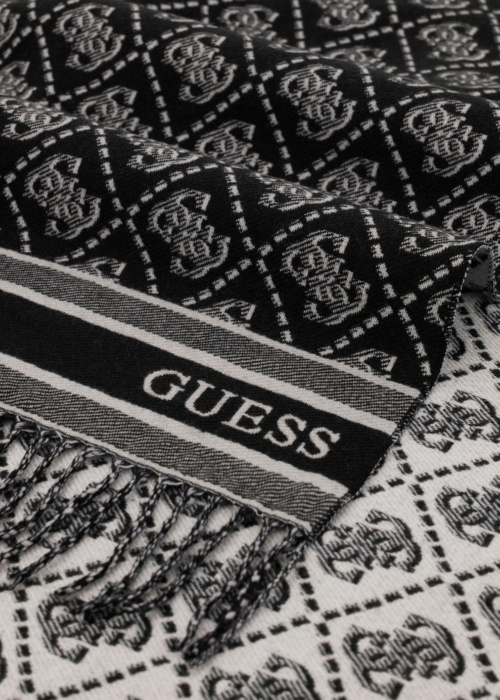 Зимний шарф Jacquard Guess
