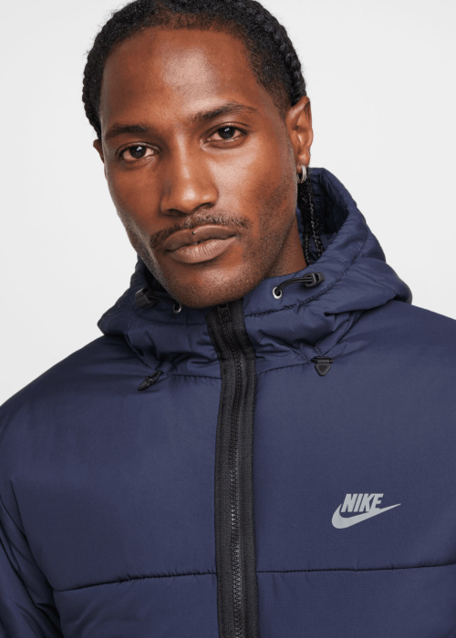 Зимняя куртка Nike