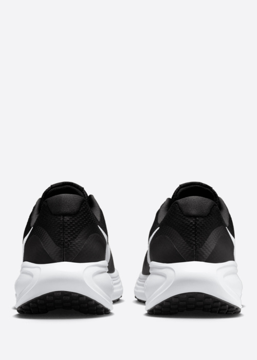 Nike apavi skriešanai Revolution 8
