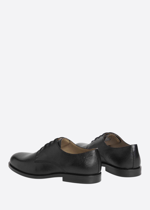 Calvin Klein slēgtas kurpes