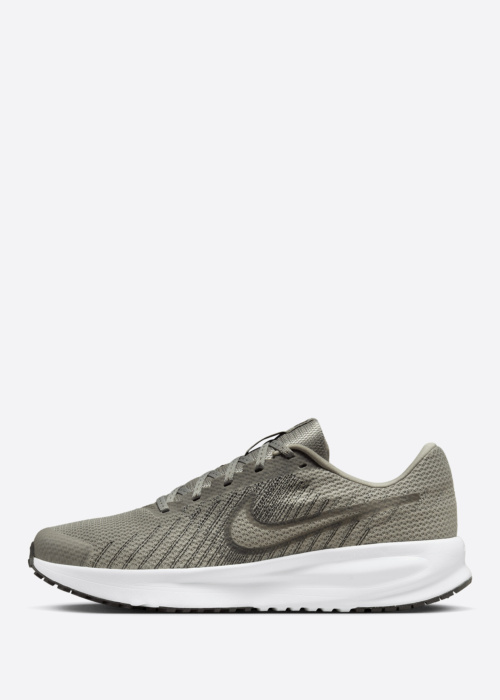 Беговые кроссовки Run Defy Nike