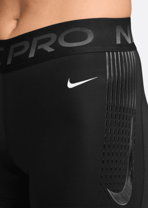 Nike īsas sporta retuzes