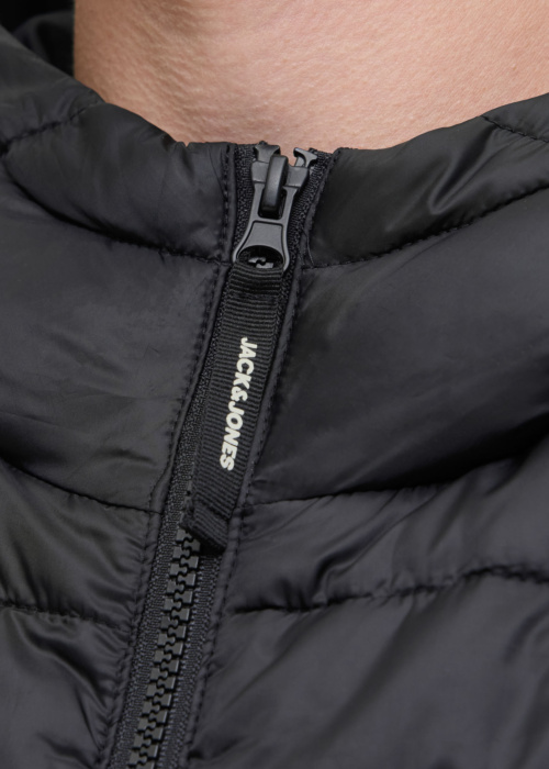 Jack & Jones pavasara-rudens virsjaka West