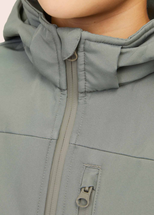 Jack & Jones pavasara-rudens virsjaka  SCH Theo