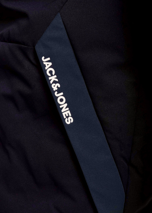 Jack & Jones pavasara-rudens virsjaka Adam