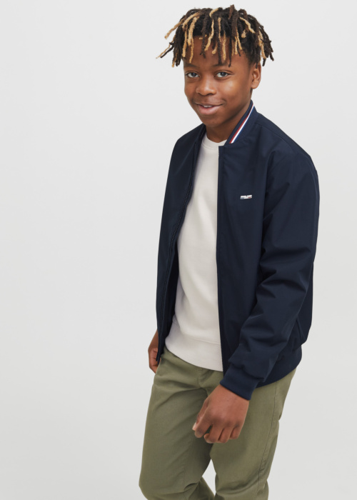 Jack & Jones pavasara-rudens virsjaka Brad