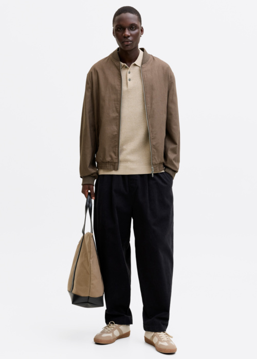 Jack & Jones pavasara-rudens virsjaka Leister