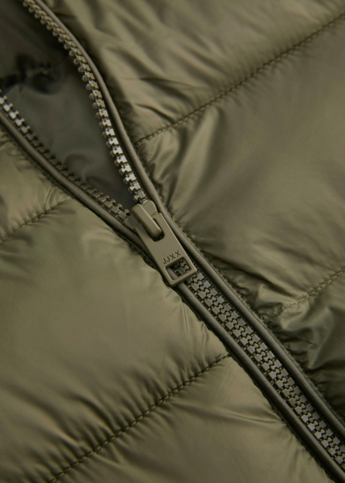 JJXX pavasara-rudens virsjaka Mira