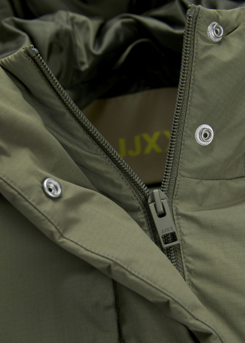 JJXX Ziemas virsjaka World