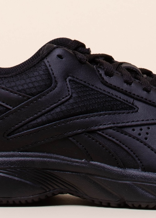 Reebok apavi soļošanai