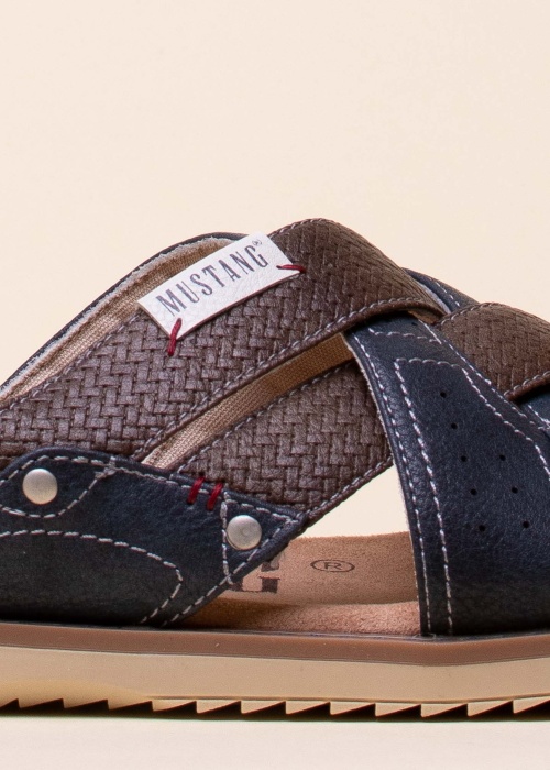 Сандалии Mustang