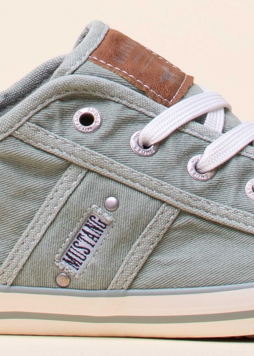 Тенниски Mustang