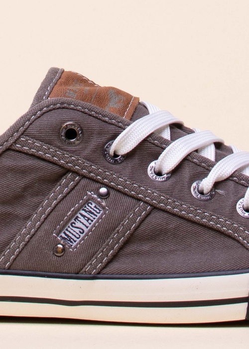 Тенниски Mustang