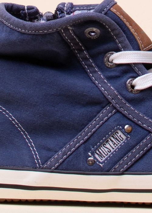 Тенниски Mustang