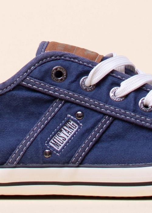 Тенниски Mustang