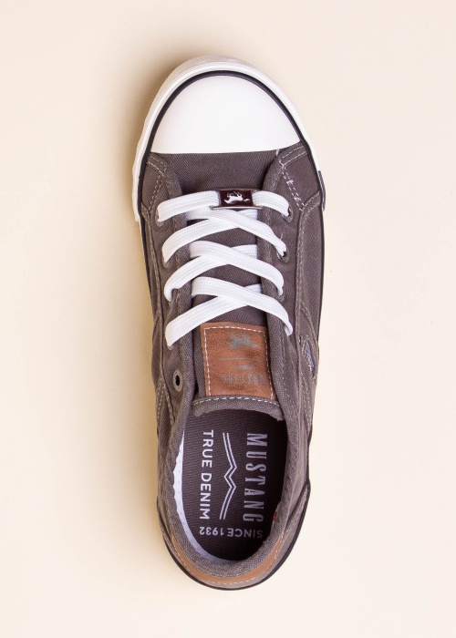 Тенниски Mustang