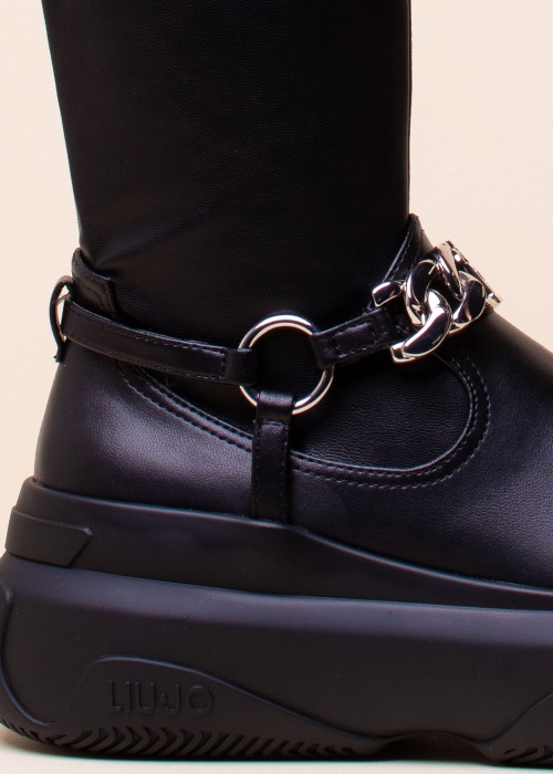 Liu-Jo zābaki June 20