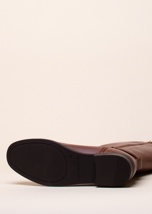 Tommy Hilfiger zābaki