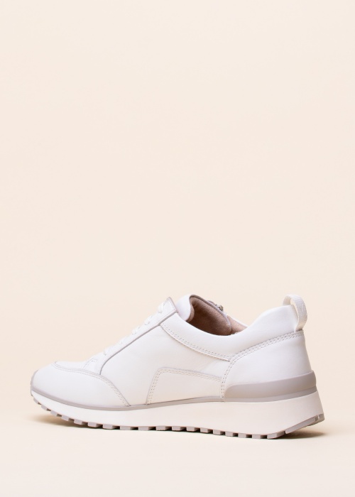 Кроссовки Caprice