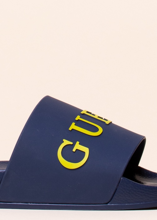 Шлёпанцы Guess